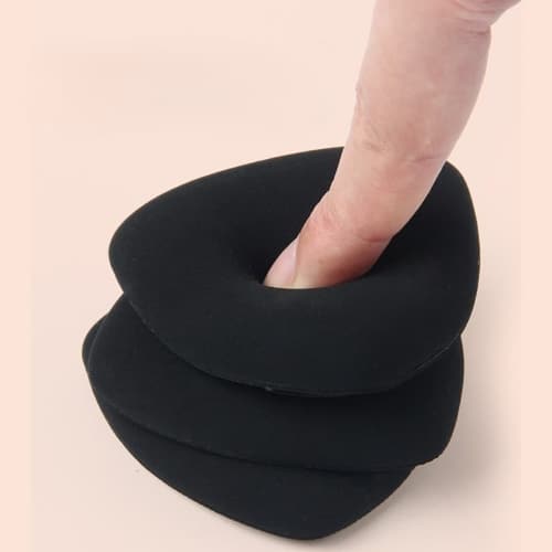 1751269966350130.jpg Triangle puff, black pineapple design, dual-use for wet and dry, fits skin perfectly, ideal for cushion foundation and BB cream_WH_500x500px.jpg